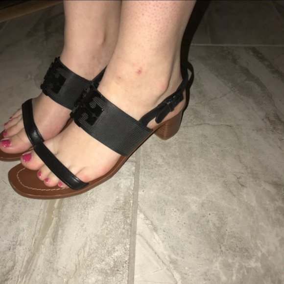 Tory Burch Lowell 2 Perforated Leather Heel Black Size 10.5 - Picture 4 of 12